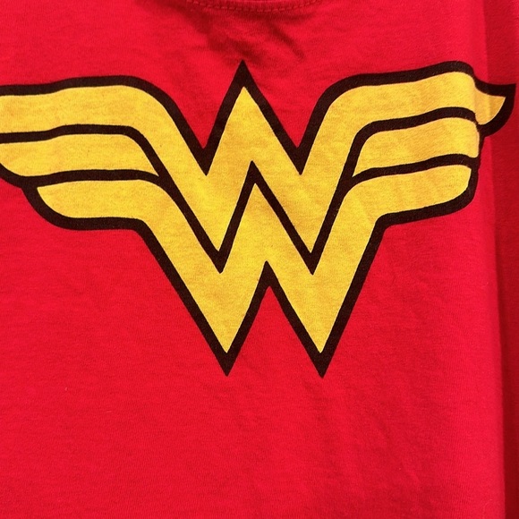 Wonder Women Tee - Picture 4 of 6